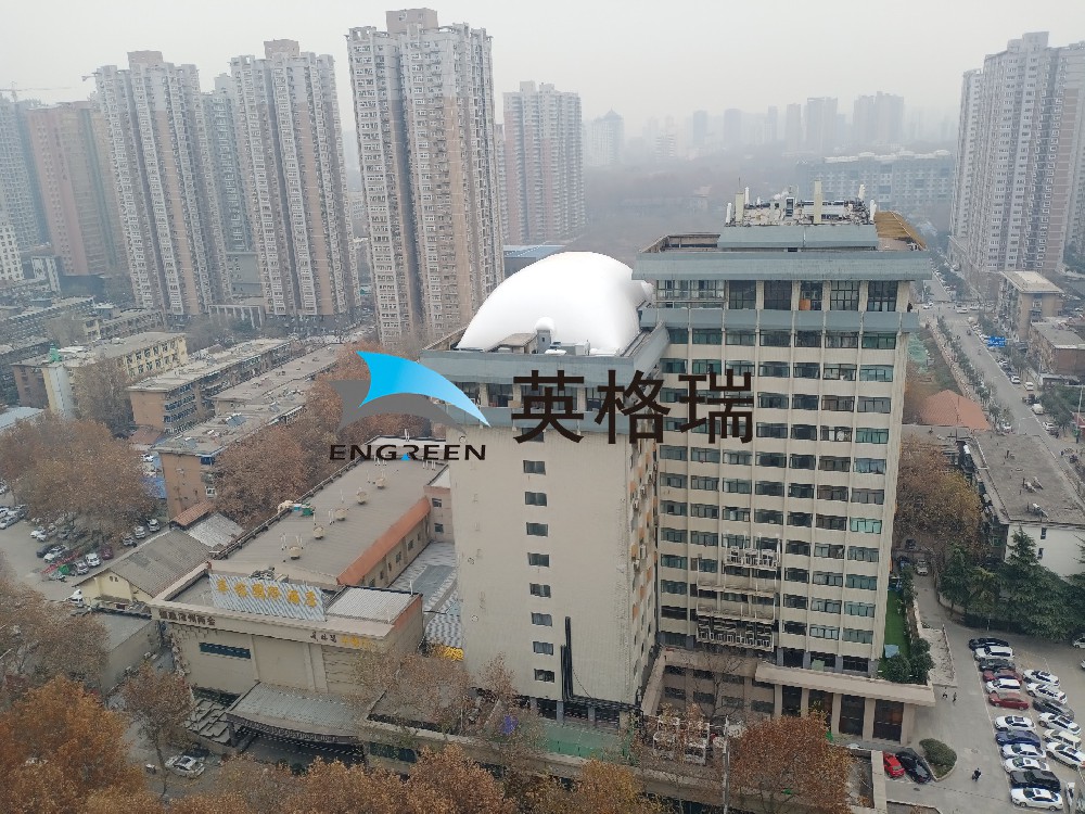 樓頂“長(zhǎng)出”運(yùn)動(dòng)新地標(biāo)，解鎖城市活力新姿勢(shì)